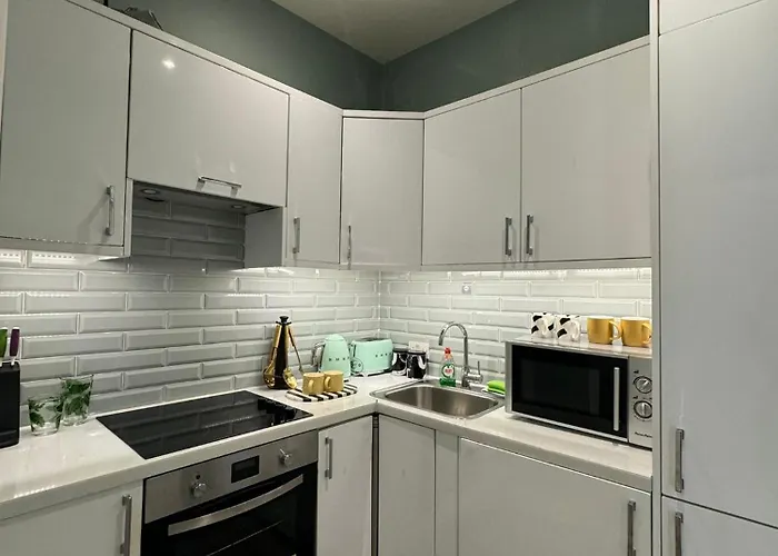 Location! Modern In Heart Of City! Dublin